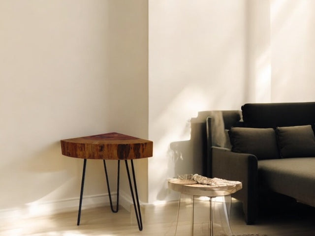 Triangular Live-Edge Wooden Side Table – Rustic Charm & Modern Elegance